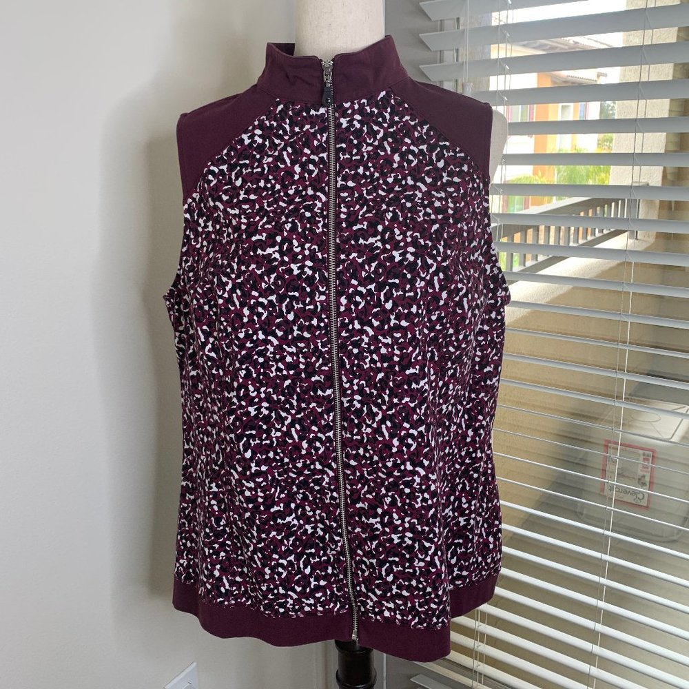 Chico's Weekend Active Wear Burgundy Abstract Zip - Picture 1 of 8